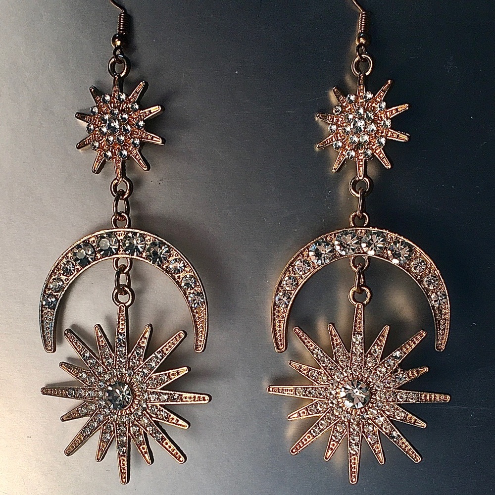 SOURCE UNKNOWN Gold Silver moon stars statement earrings Rhinestone Pierced Bold - Picture 2 of 8